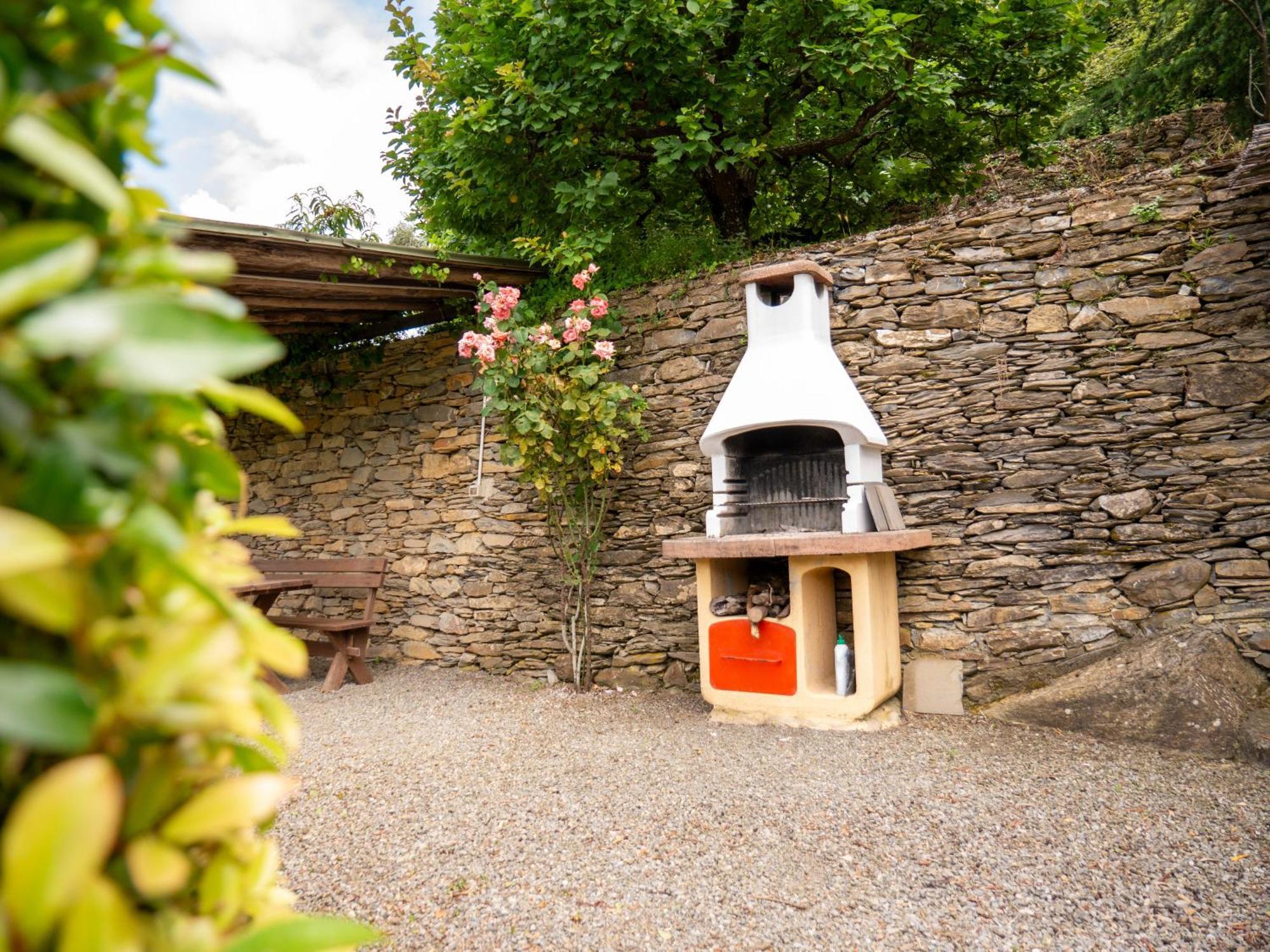 Agri Borgata Vallone - Apartments - By Host4U Lecchiore Exterior foto